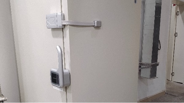 你想知道實驗室超級冰柜如何保障安全的嗎?23.12.8